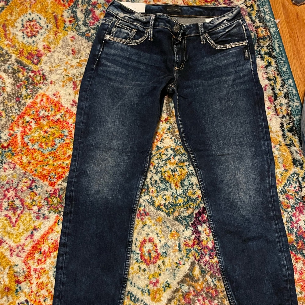 NWT Silver Jeans size 27. Slim mid rise boyfriend